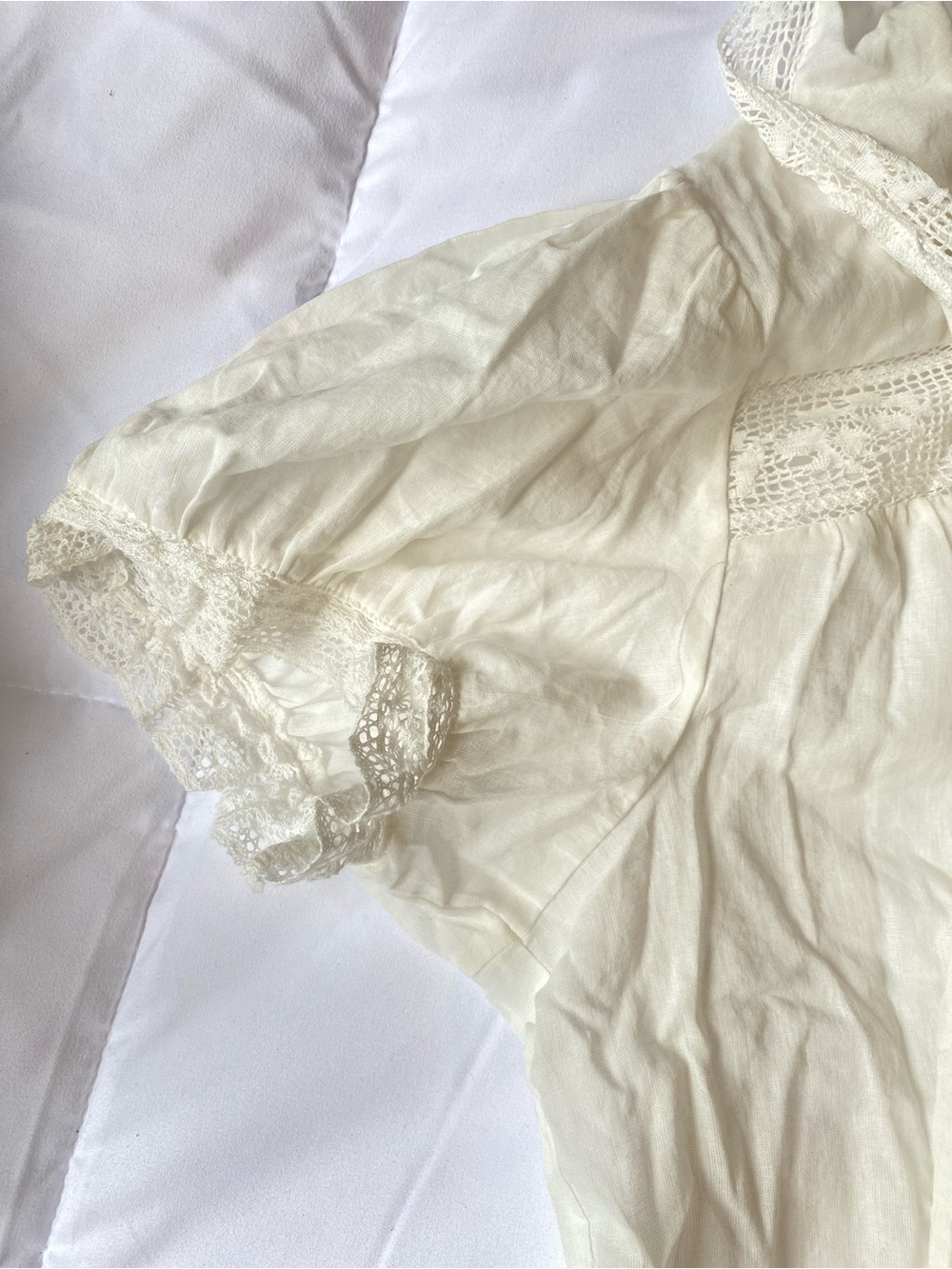 cupcakes & cashmere Cream Lace-Trim Peasant Blouse - Picture 3 of 4